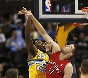 &bdquo;Toronto Raptors&ldquo; ir vėl patyrė pralaimėjimą &ndash; tai jau 14-oji klubo nesėkmė NBA čempionate