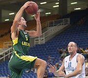 Lietuvos krep&scaron;inio rinktinė kovoja su Italijos komanda: Mantas Kalnietis