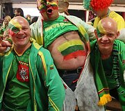 Lietuvos rinktinės sirgaliai prie&scaron; Europos krep&scaron;inio čempionato finalą