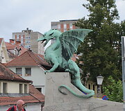 Pasvaik&scaron;čiojimas po Liublianą ir vaizdai i&scaron; miesto karalių pilies