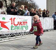 10 kilometrų bėgimo Alytuje nugalėtojais tapo Aurimas Skinulis ir Vaida Žūsinaitė