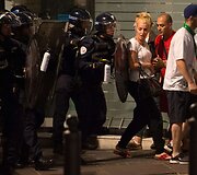 Prancūzijoje po Alžyro rinktinės pralaimėjimo buvo laukta emigrantų riau&scaron;ių