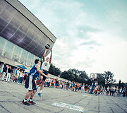 Red Bull King of the Rock&rdquo; gatvės krep&scaron;inio finalinis turnyras