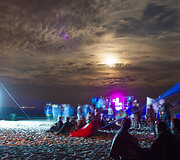 Prasidėjo septintoji banglenčių stovykla &bdquo;Surf Camp&ldquo;