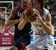  Klay'us  Thompsonas prie&scaron; Jaką Klobučarą 