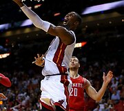 Donatas Motiejūnas dvikovoje su &bdquo;Heat&ldquo; ekipa