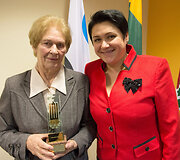LTOK vadovė Daina Gudzinevičiūtė ir Birutė Kalėdienė