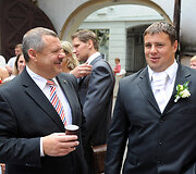 Valentinas Mizgaitis 2009 metais per sūnaus Mindaugo vestuves