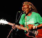  &bdquo;The Refugee All Stars&ldquo; koncerto akimirka 