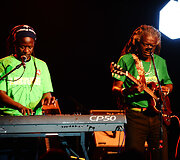  &bdquo;The Refugee All Stars&ldquo; koncerto akimirka 