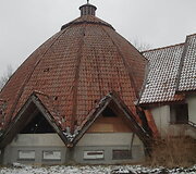 Sudegęs Juknaičių sveikatingumo kompleksas