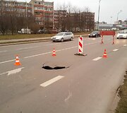 Klaipėdoje &Scaron;ilutės plente atsivėrė smegduobė