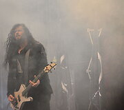 &bdquo;Arch Enemy&ldquo; pasirodymas / Sunkosios muzikos festivalis &bdquo;Velnio akmuo 2014&ldquo; / Pauliaus Krampo nuotr.