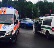 Sekmadienį Vilniuje į avariją pateko prabangus naujutėlis automobilis &bdquo;Porsche&ldquo;