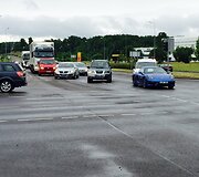 Sekmadienį Vilniuje į avariją pateko prabangus naujutėlis automobilis &bdquo;Porsche&ldquo;