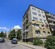 Nebaigtas renovuoti Vilniaus Žirmūnų g. daugiabutis 