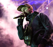 &bdquo;Revolution Festival&ldquo; akimirka
