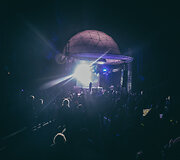&bdquo;Revolution Festival&ldquo; akimirka