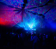 &bdquo;Revolution Festival&ldquo; akimirka