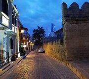 Baku kontrastai: sena ir nauja