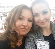 Eglija Vaikevičė su dukromis Greta ir Klaudija