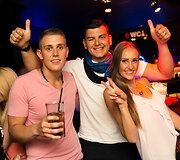 Rolandas Mackevičius (centre)