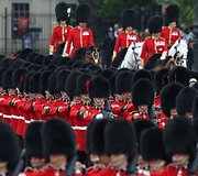 Elizabeth II gimtadienio paradas