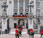 Karalienės Elizabeth II gimtadienio &scaron;ventė
