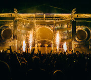 &bdquo;Summerburst&ldquo; festivalio akimirka
