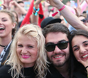&bdquo;Summerburst&ldquo; festivalininkai
