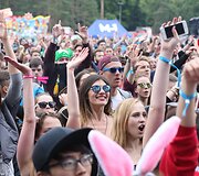 &bdquo;Summerburst&ldquo; festivalininkai