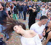 &bdquo;Summerburst&ldquo; festivalininkai
