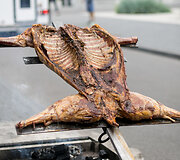 &bdquo;We will grill&ldquo; akimirka
