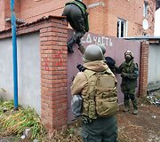 &bdquo;Pravyj Serktor&ldquo; medikų bazė Peskuose.