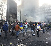 Prie&scaron;akinės barikados Hru&scaron;evskio gatvėje