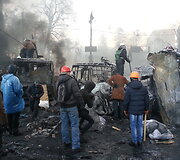 Prie&scaron;akinės barikados Hru&scaron;evskio gatvėje