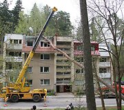 Pu&scaron;is apgriovė vilniečių namą