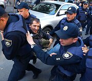 Kijeve aktyvistai užblokavo Rusijos ambasadą