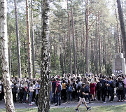 Panerių memoriale paminėtos Vilniaus geto likvidavimo 75-osios metinės