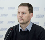 Giedrius Komka  Lietuvos daugiabučių gyventojų teisių gynimo centro vadovas