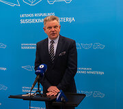 Susisiekimo ministras susitinko su &bdquo;Oro navigacijos&ldquo; atstovais