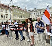 Prie Prezidentūros protesto akcija dėl žmogaus teisių pažeidimų Baltarusijoje ir Astravo AE
