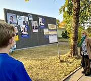 Rinkiminiai plakatai Vie&scaron;intose