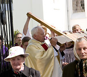 Lietuvos jaunimo kryžius Palėvenės bažnyčioje 2010 m.