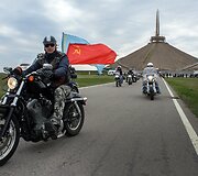 Rusų baikeriai nacionalistai nebuvo įleisti į Lenkiją