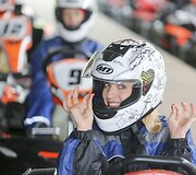 Vilniaus &bdquo;Plytinės&ldquo; kartodrome gaudė motorai  ir liejosi moterų juokas &ndash; &bdquo;Racing Ladies&ldquo; audringai at&scaron;ventė pirmąjį gimtadienį. 2015 m. gegužės 27 d.