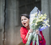 Antradienio vakarą Vilniuje, &bdquo;Piano.lt terasoje&ldquo;, dainininkė Justė Arlauskaitė-Jazzu gerbėjus sukvietė į akustinį koncertą &bdquo;Jazzu: jaukiai ir jausmingai&ldquo;. 2015 m. rugpjūčio 25 d. 