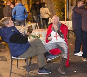 Futbolo sirgaliai rinkosi i LFF stadioną stebėti rungtynių tarp Lietuvos ir Anglijos rinktinių. 2015 m. spalio 12 d.