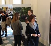Arūno Baltėno fotografijų paroda &bdquo;Kataliki&scaron;kas liaudies pamaldumas Lietuvoje&ldquo; Vatikano universiteto bibliotekoje