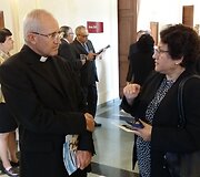 Arūno Baltėno fotografijų paroda &bdquo;Kataliki&scaron;kas liaudies pamaldumas Lietuvoje&ldquo; Vatikano universiteto bibliotekoje